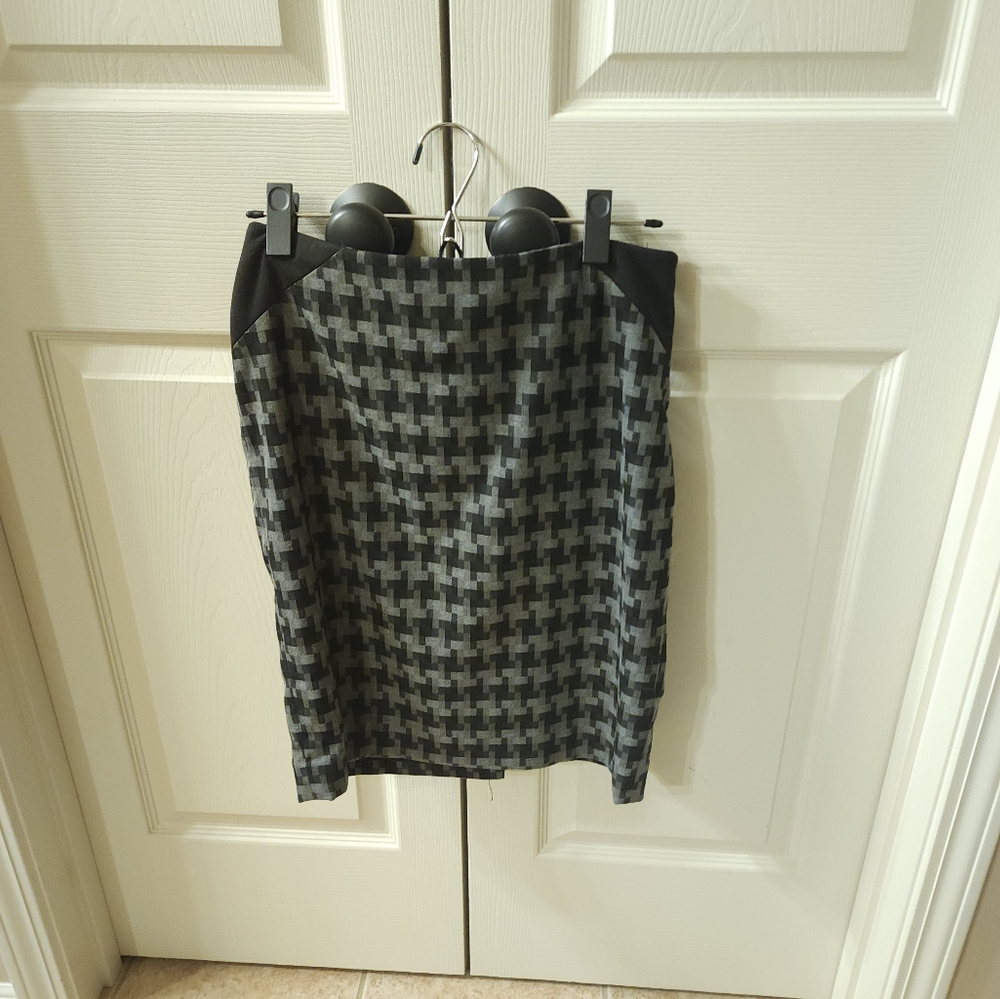 The Limited checkered tartan skirt